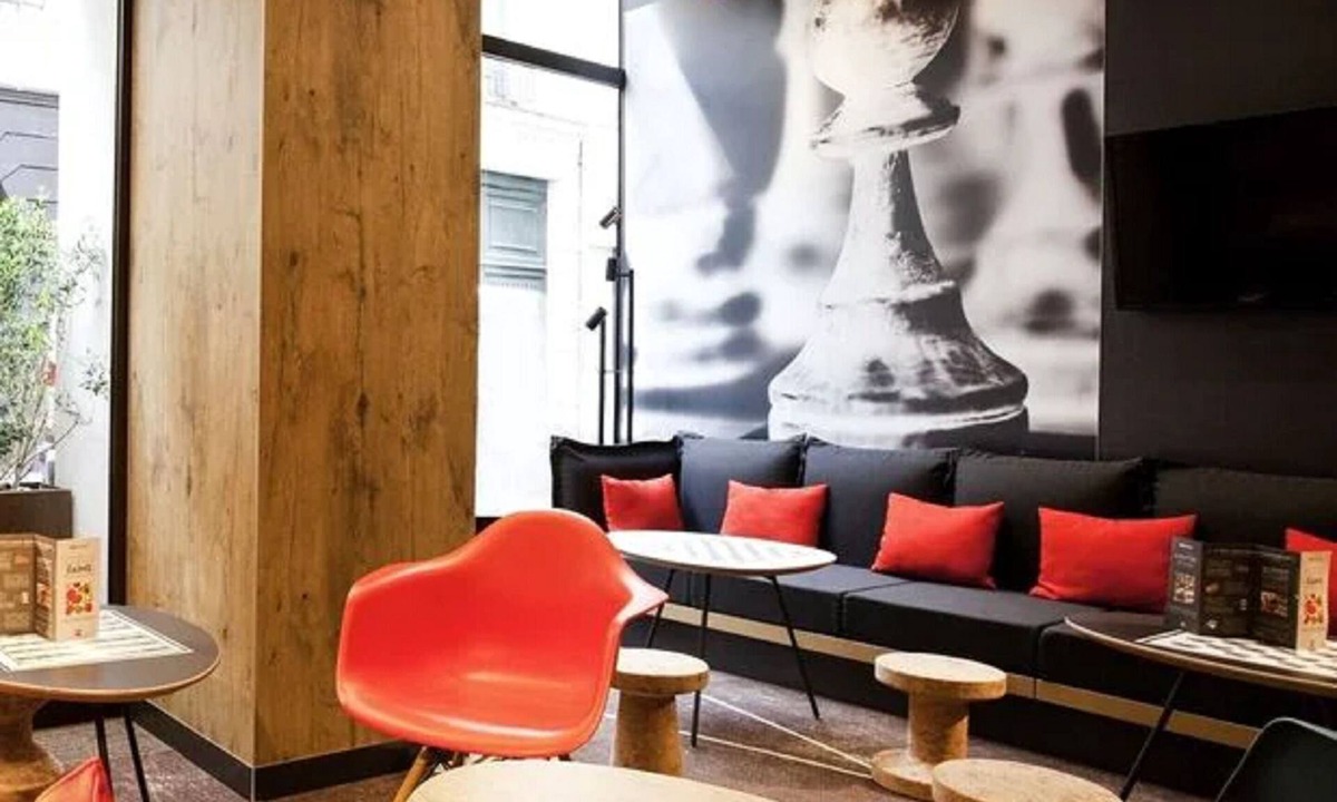 10th Arrondissement Hotel | ibis Paris Gare de l'Est TGV