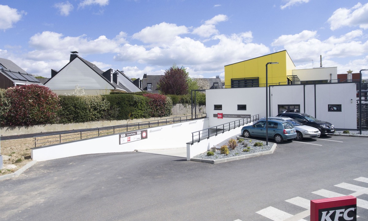 Cesson-Sevigne Hotel | Ibis Rennes Beaulieu