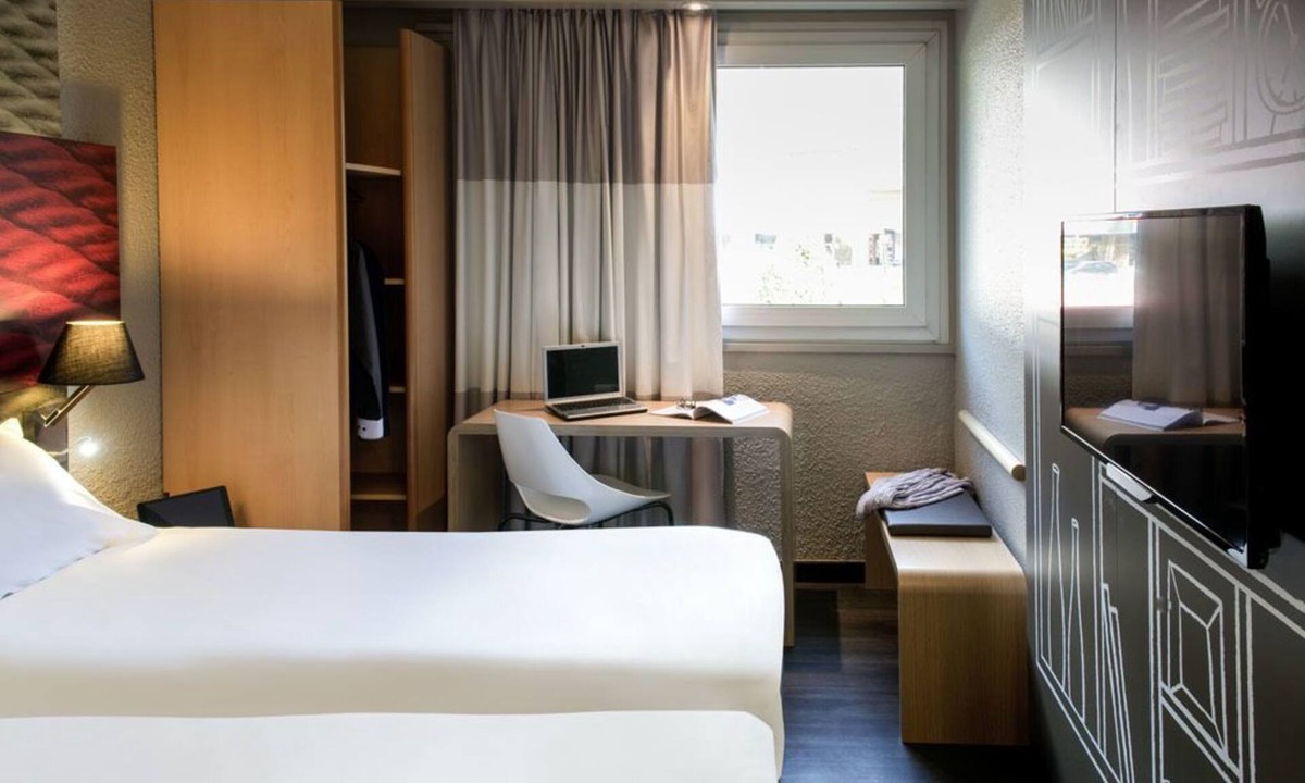 Sallanches Hotel | ibis Sallanches Porte du Mont Blanc