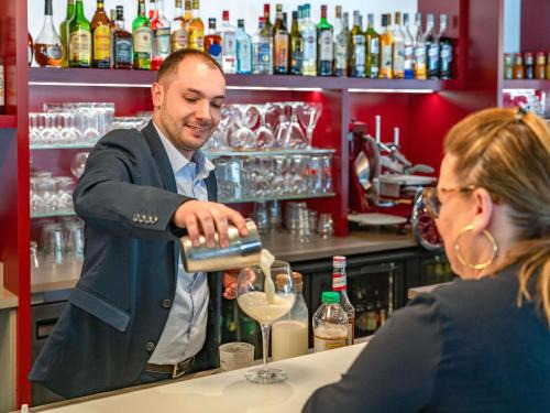 Centre Ville d'Ales Hotel | IBIS STYLES ALES CENTRE