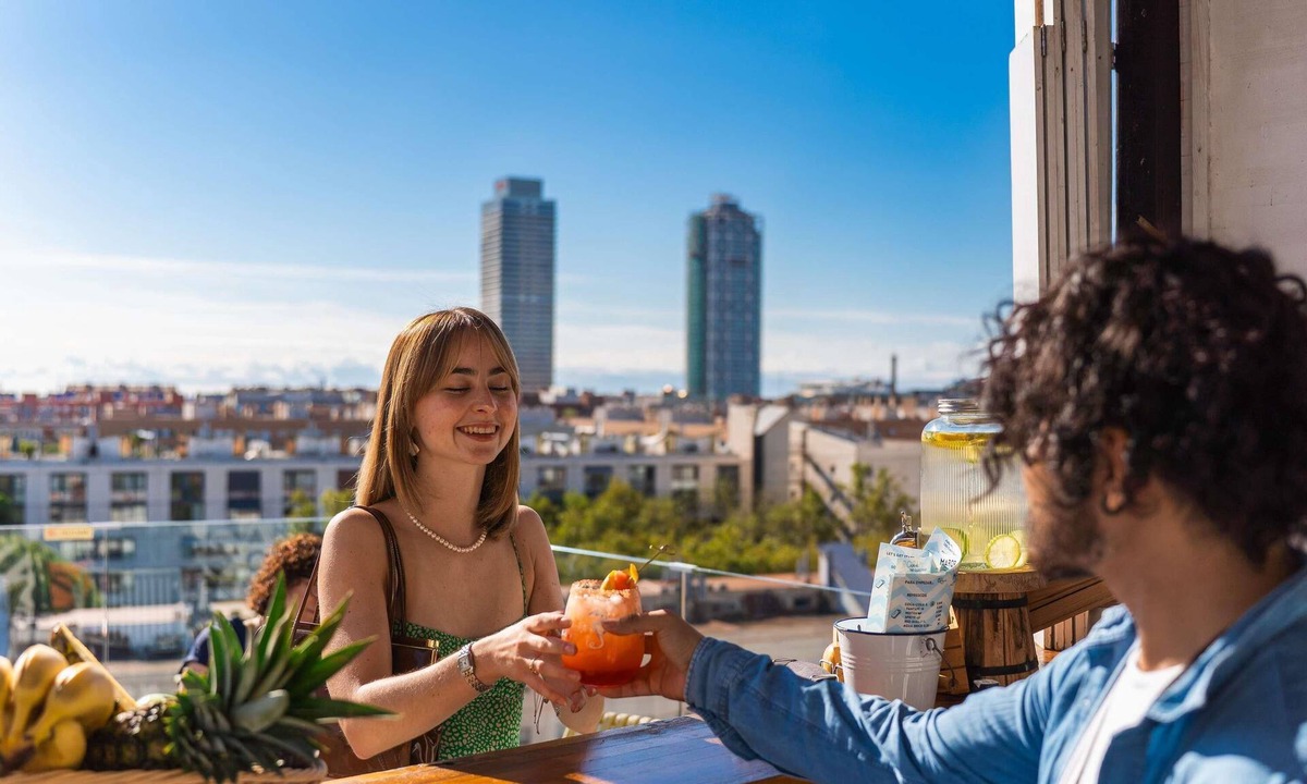 El Parc i la Llacuna del Poblenou Hotel | ibis Styles Barcelona City Bogatell