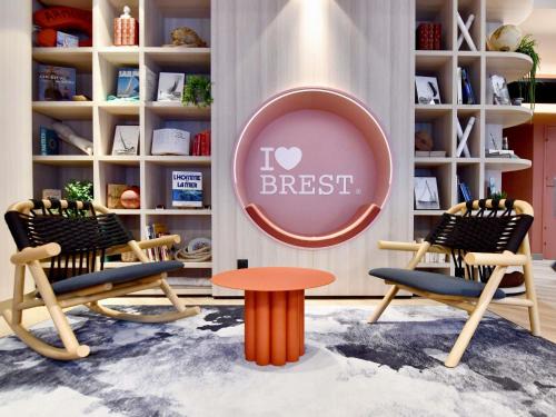 Downtown Hotel | ibis Styles Brest Centre Port