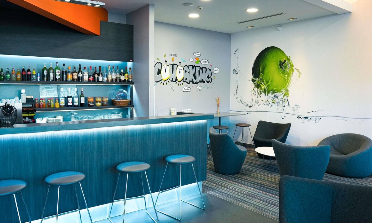 Port of Caen Hotel | Ibis Styles Caen Centre Gare