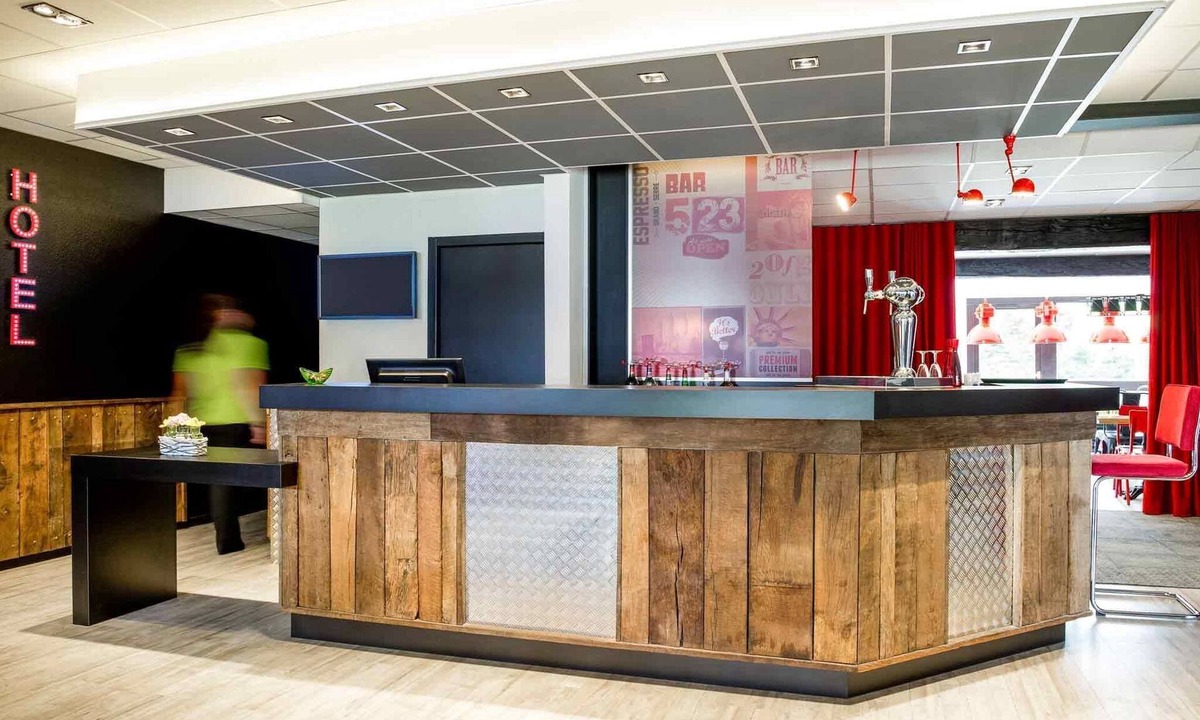 Le Coudray Hotel | ibis Styles Chartres