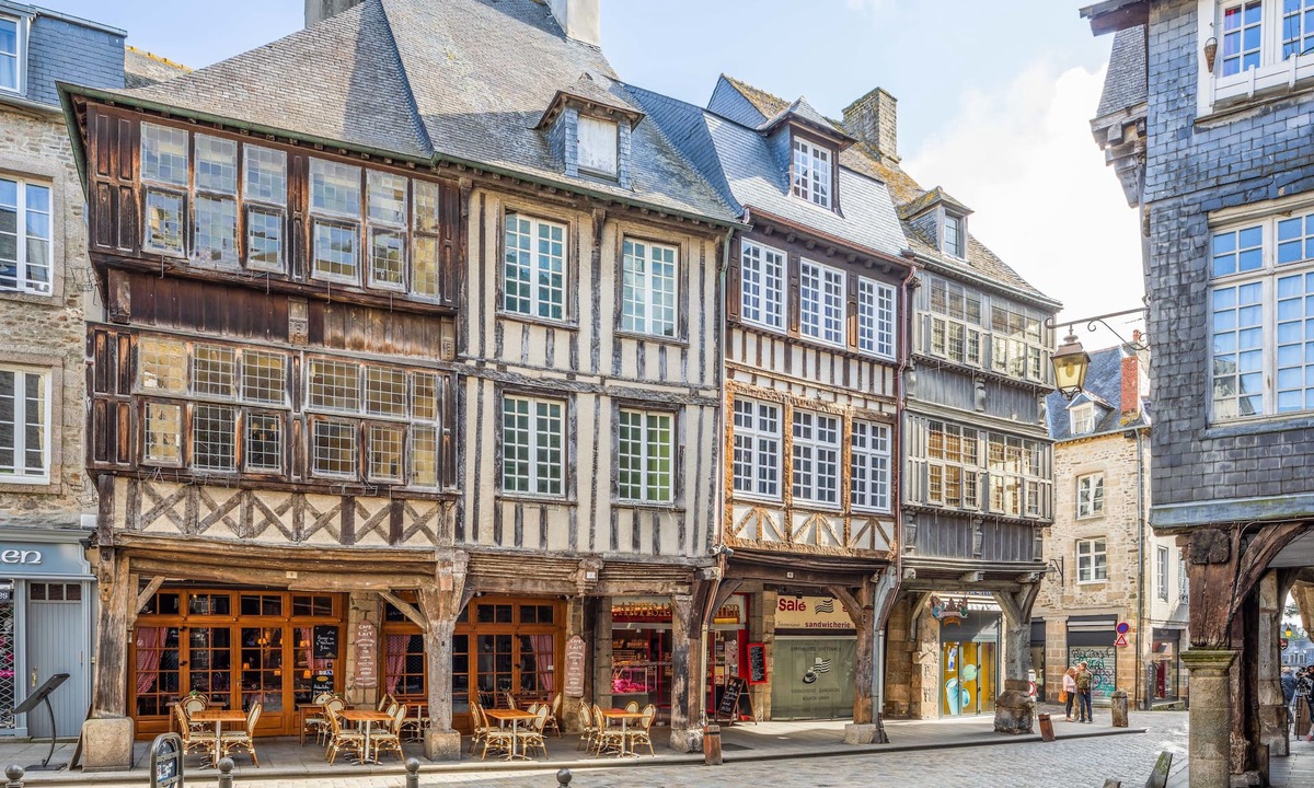 Dinan Hotel | ibis Styles Dinan Centre Ville