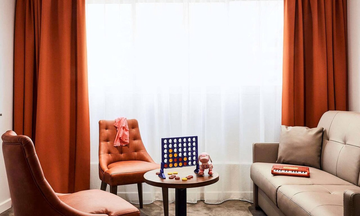 Hyeres City Centre Hotel | Ibis Styles Hyères Rooftop & Spa