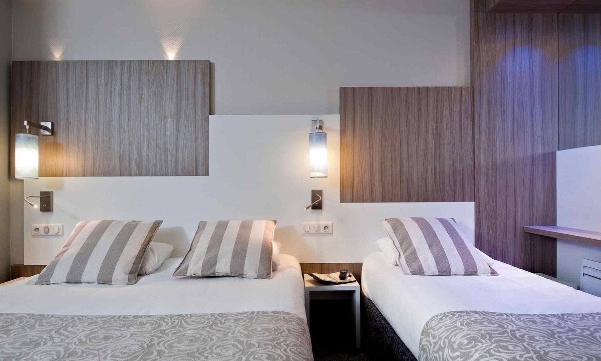 Rubelles Hotel | ibis Styles Melun Hotel
