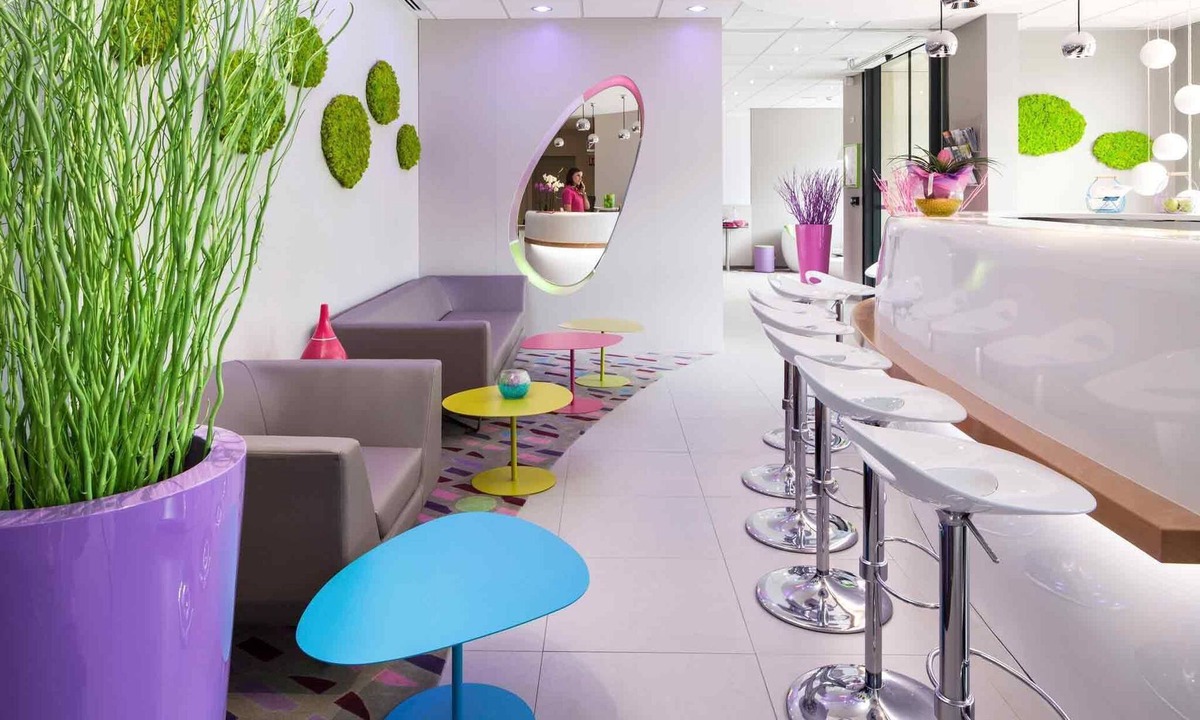 Montbeliard Hotel | ibis Styles Montbeliard Centre Velotte