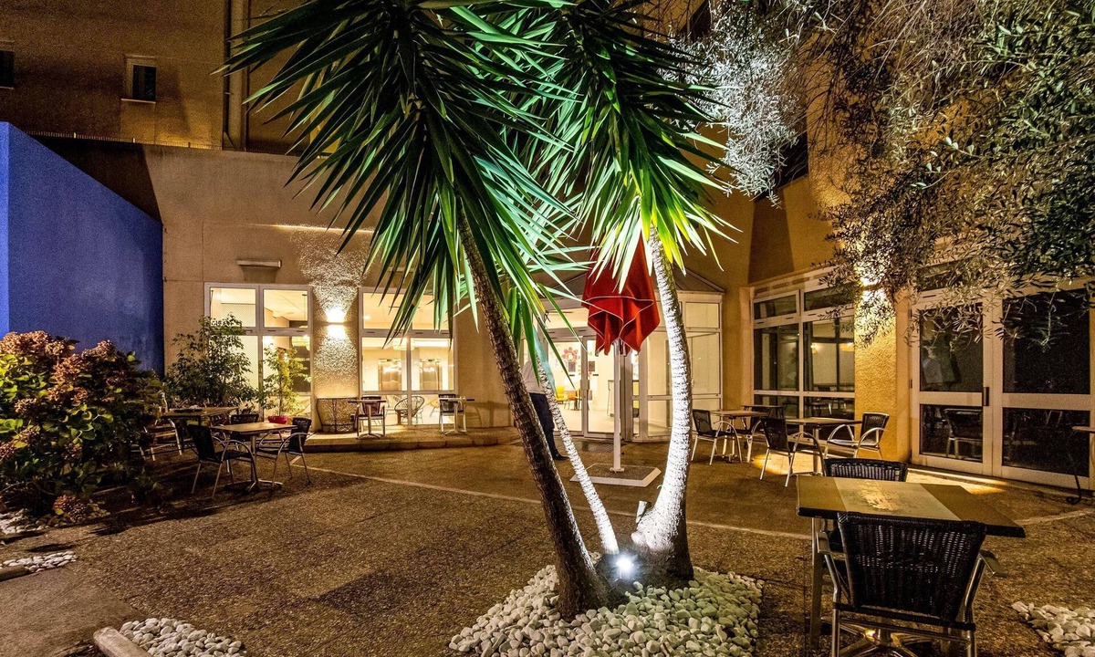 La Gare Hotel | ibis Styles Perpignan Centre Gare