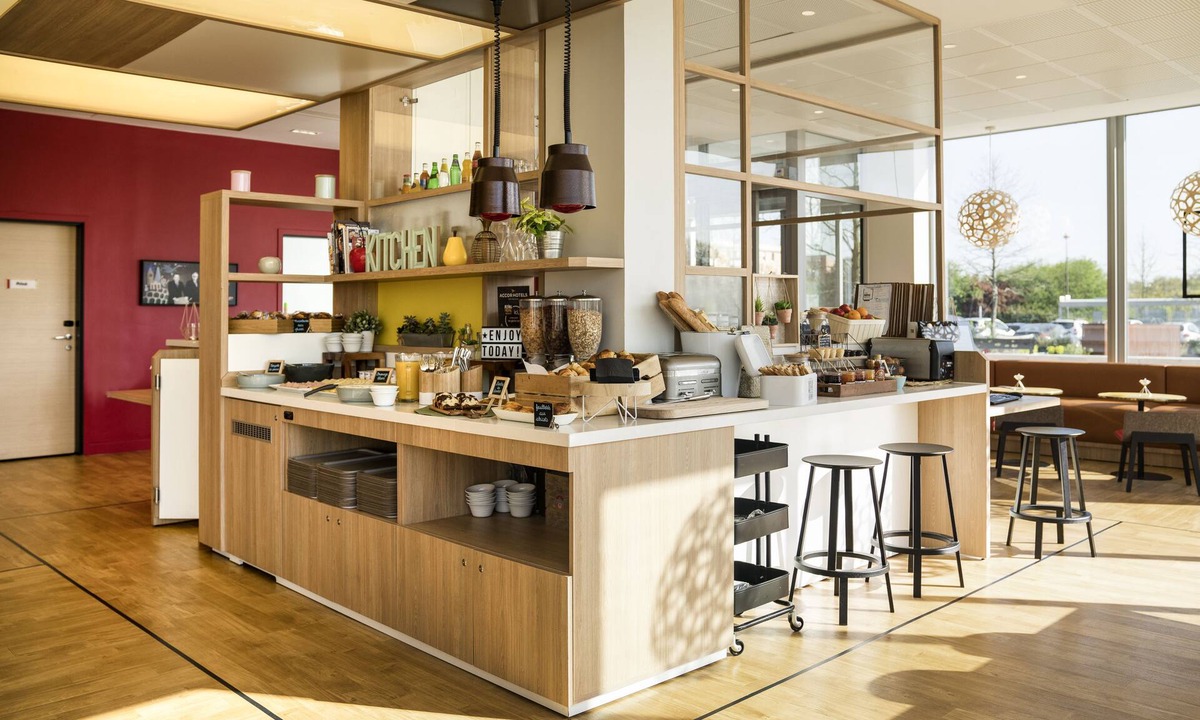 Guyancourt Hotel | ibis Styles Versailles Guyancourt