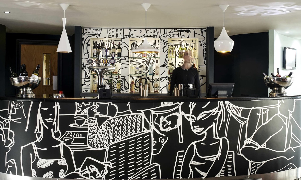 St. Thomas Hotel | ibis Swansea