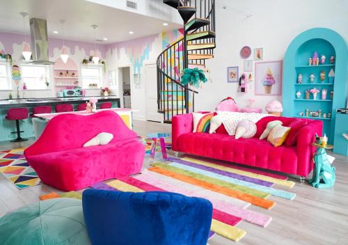 Lacy-Lakeview House | Ice Cream Retreat at Casa Kumwesu