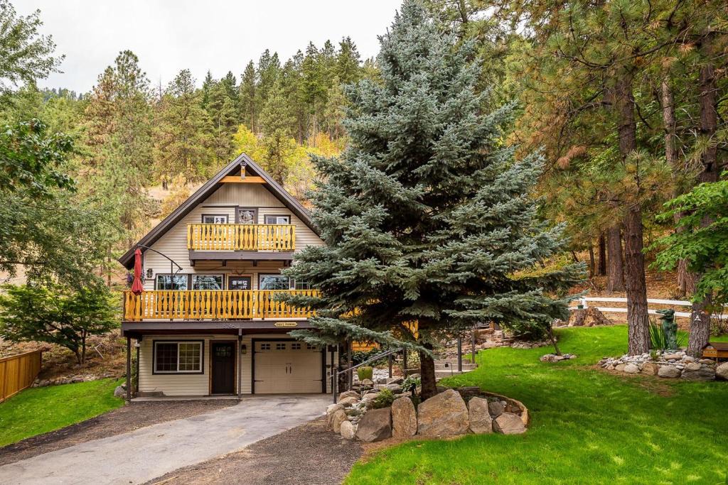 Leavenworth House | Icicle Ridge Retreat