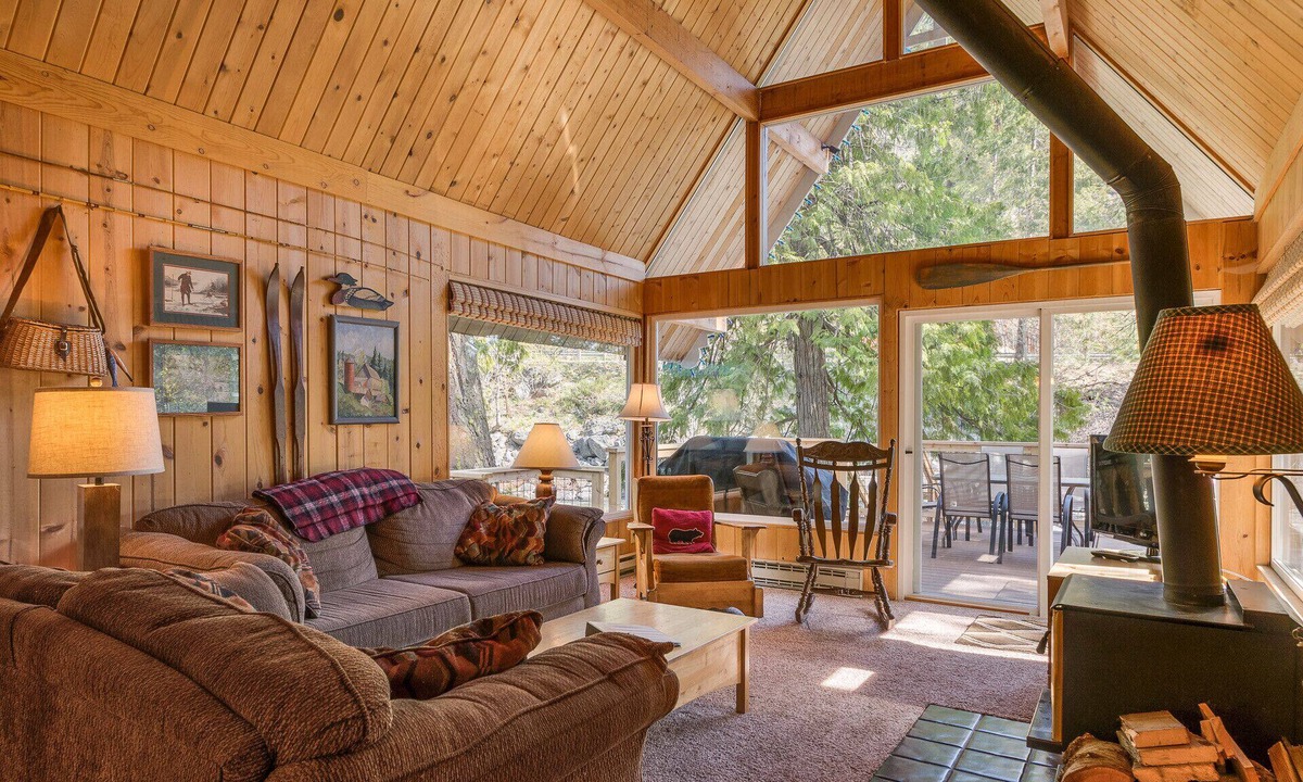 Leavenworth Cabin | Icicle Riverhaus-Cozy Riverfront Cabin Leavenworth