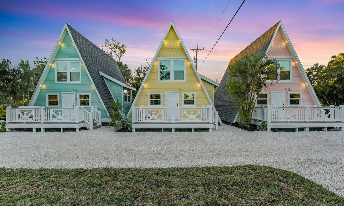 Sanibel Cottage | Iconic Anchor Inn A-Frame Cottages