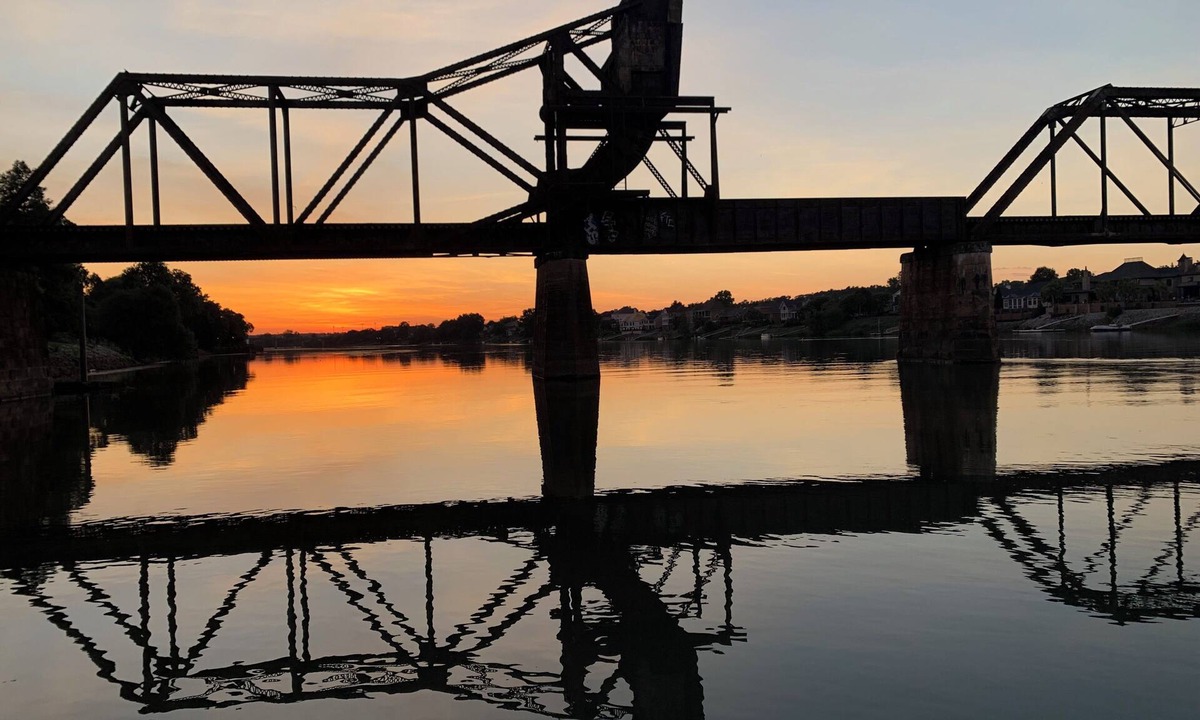 Downtown Boat Rental | Iconic Augusta Paddle Boat "The General"