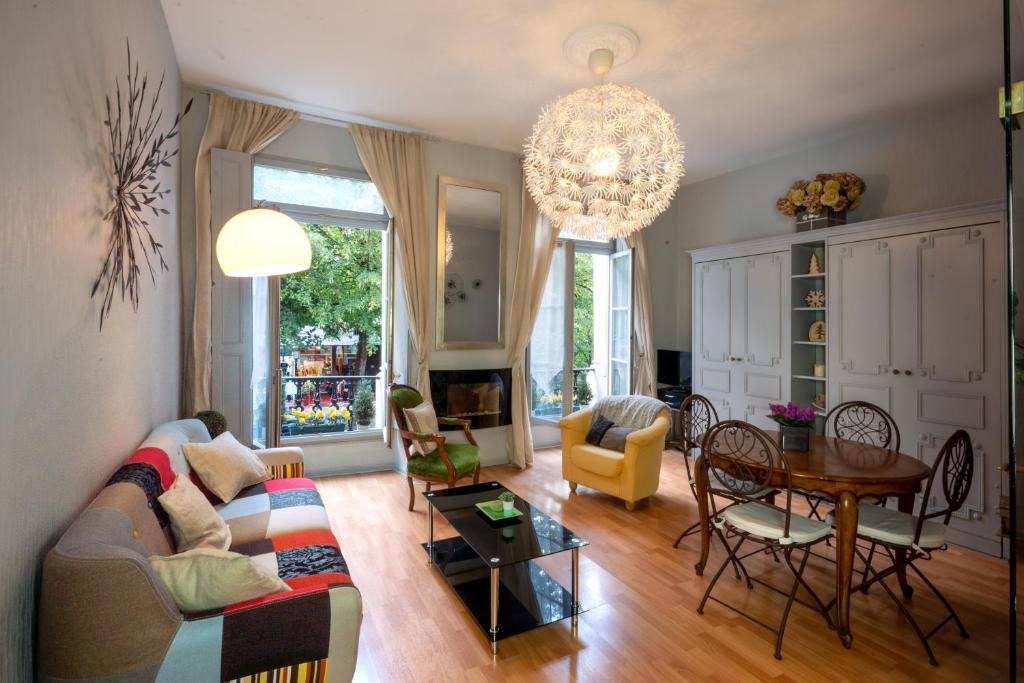 Bagneres-de-Luchon Apartment | Idéal appartement 4 couchages hypercentre Luchon
