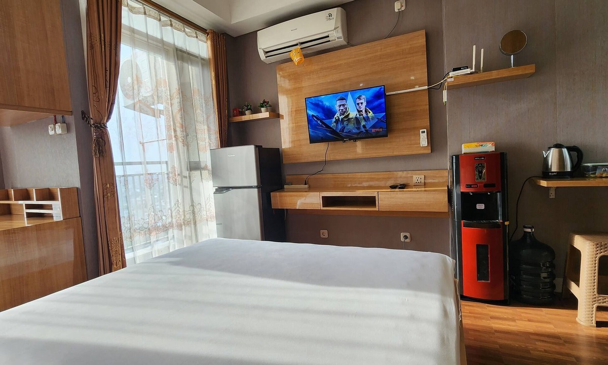 Old Jakarta Apartment | Studio17 @Elpis Kemayoran Free Netflix Disney WeTV