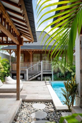 Kuta Villa | Tuluscoliving Villa Kuta 4, 2 Bedroom & 2 Bathroom