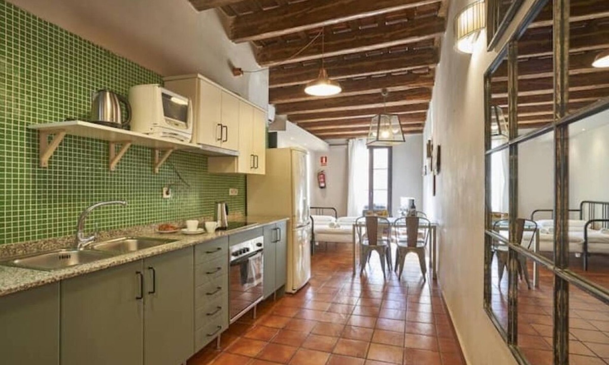 El Raval Apartment | Ideal 2bedroom city centre-Plaza Cataluña -parking