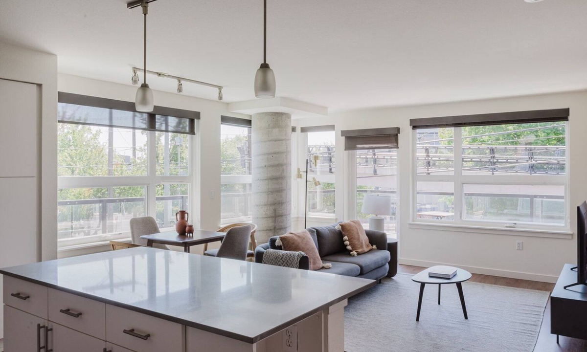 Lower Queen Anne Apartment | Ideal LQA 2BR w/Gym, W/D, Courtyard & Game Room, by Blueground