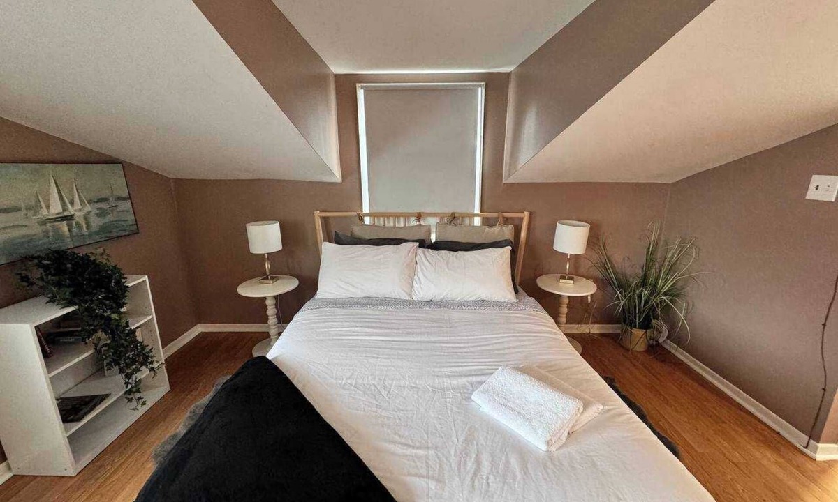 North End Apartment | Ideal Stay for City Explorers