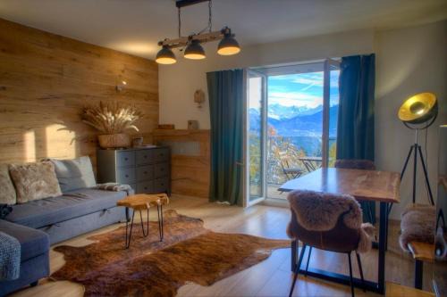 Randogne Apartment | Ideally located apartment with view