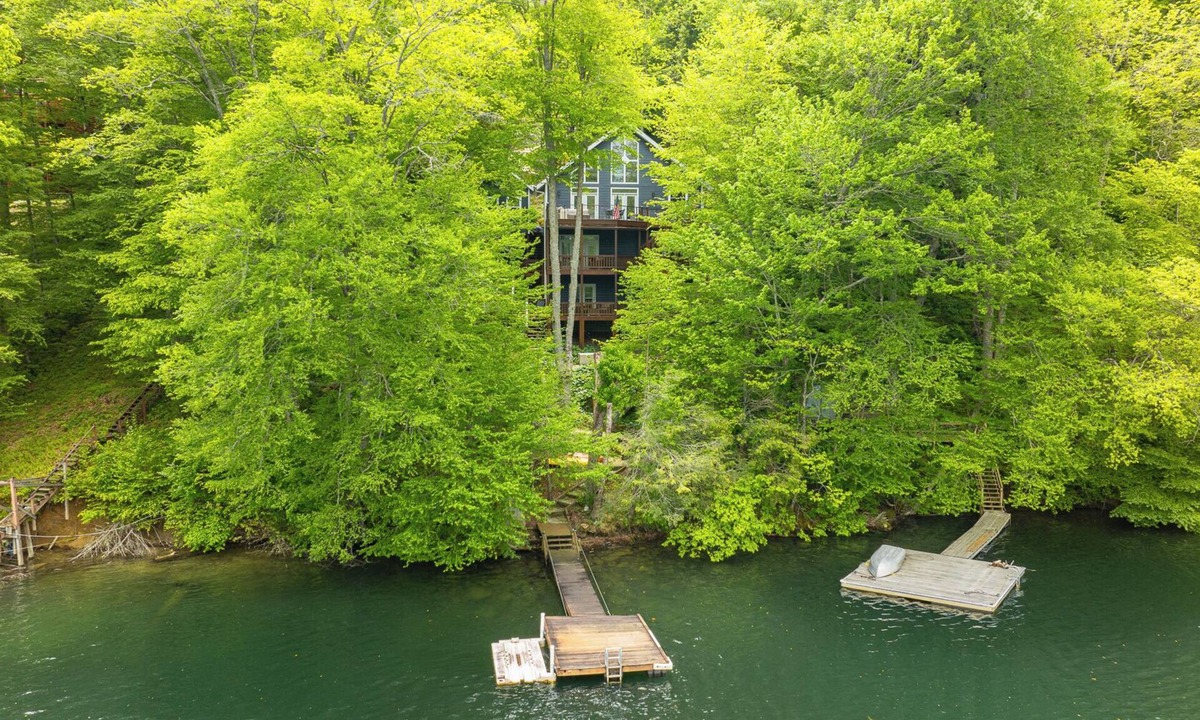 Topton House | Idle Speed Lakefront