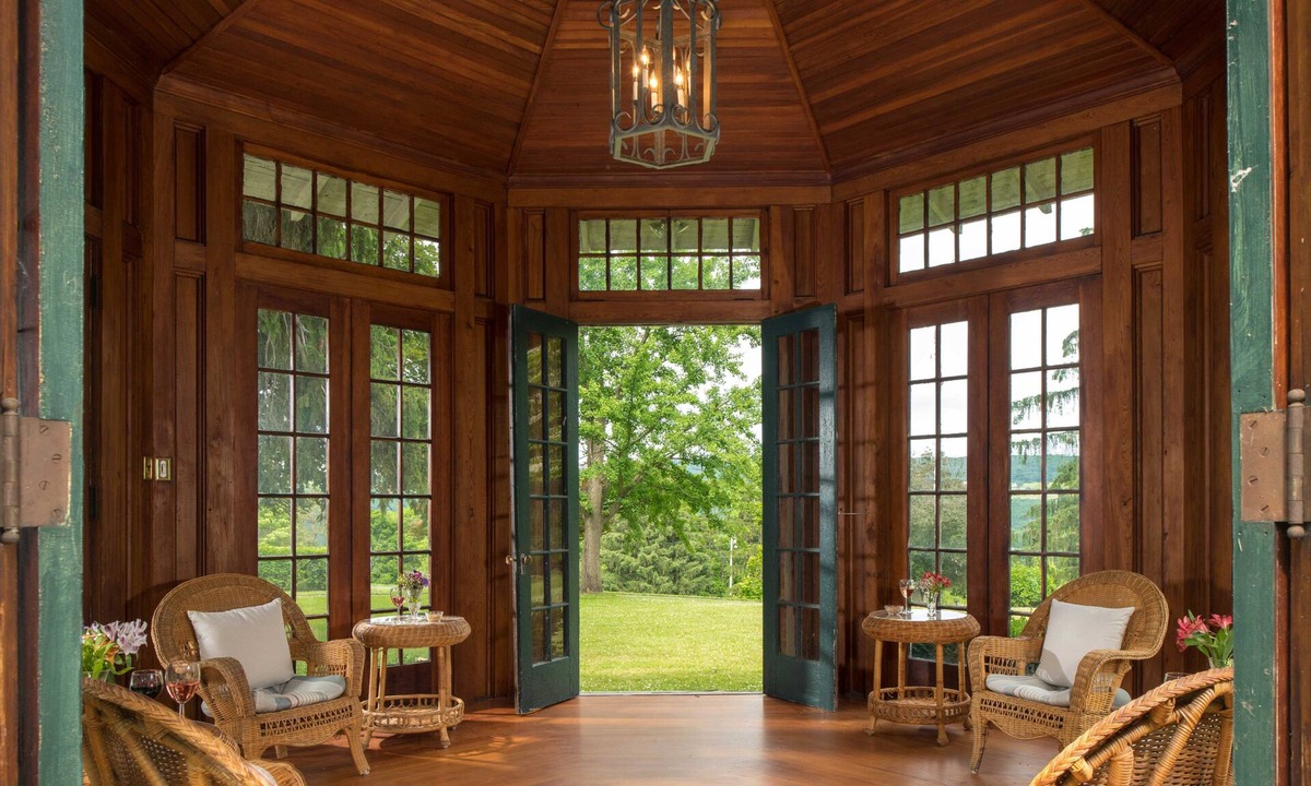 Watkins Glen Bed & Breakfast | Idlwilde Inn