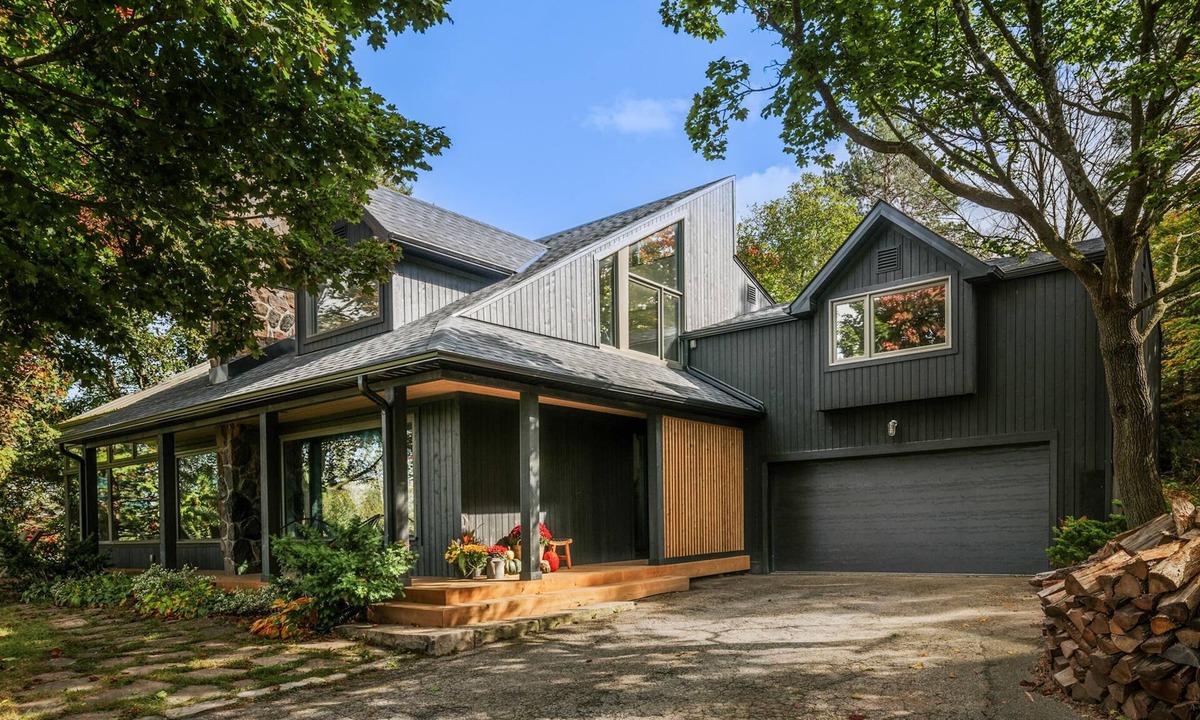 Mono House | Idyllic 4 Bed 3 Bath Country Retreat