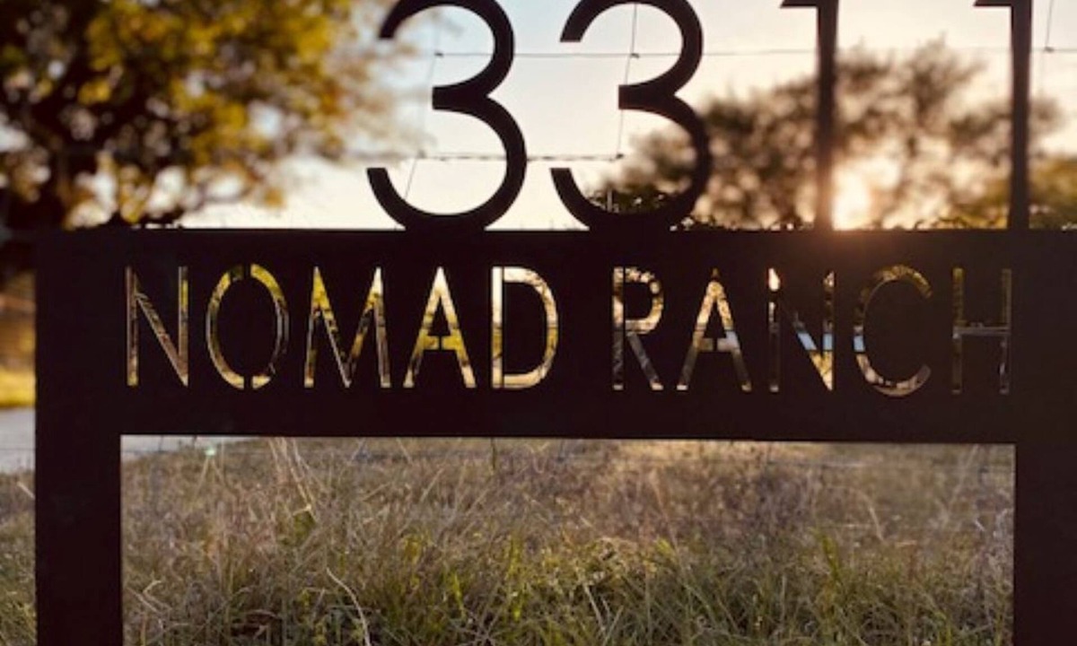 Camp Wood House | Idyllic 8 Acre Private River Front-Nomad Ranch River Rock