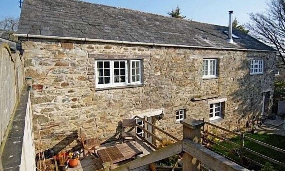 Trewen Cottage | Idyllic Cornish Stone Cottage