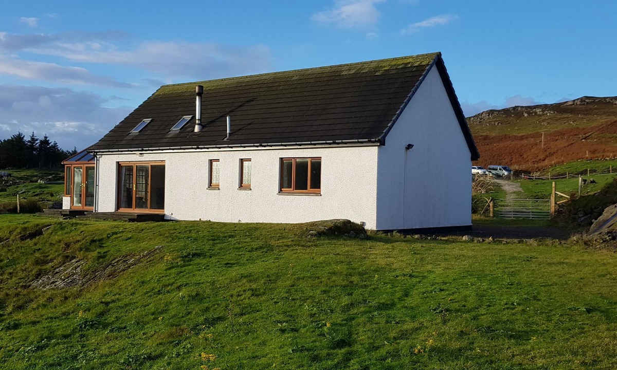 Clachtoll House | Idyllic getaway home with panoramic beach views