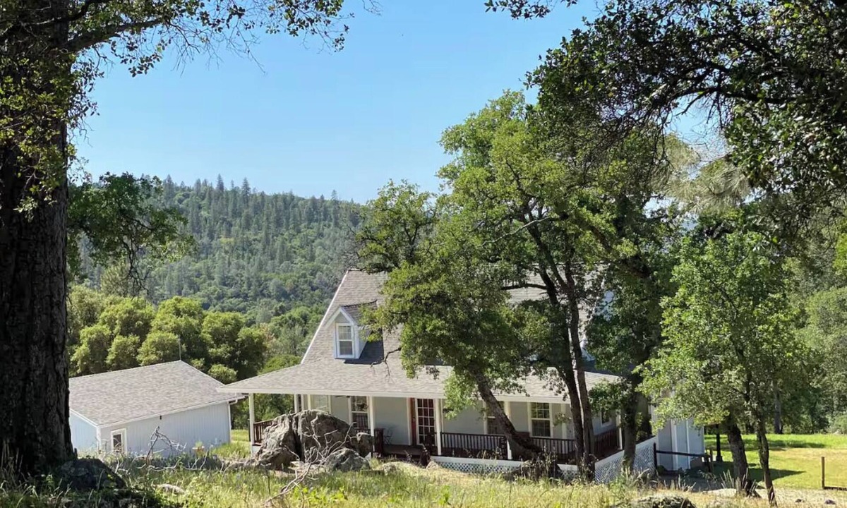 Penn Valley House | Idyllic Hideout: Sweeping Views!