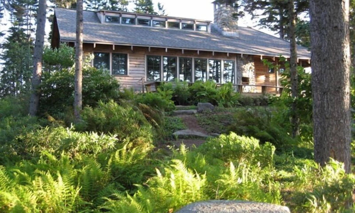 Mount Desert Cabin | Idyllic Oceanfront Family Compound