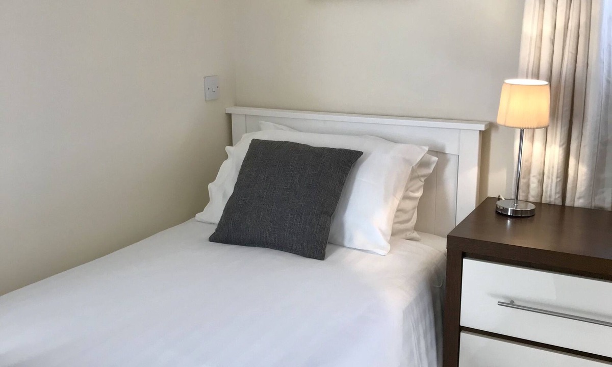 Bodenham Apartment | Idyllic riverside location