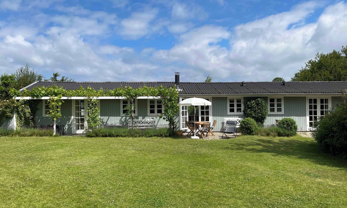 Or House | Idyllic summer house on Orø