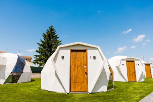 Belorado Hotel | Igloo Rooms - Belorado