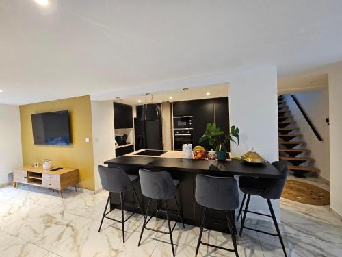 Saint-Priest-en-Jarez Villa | Illy's