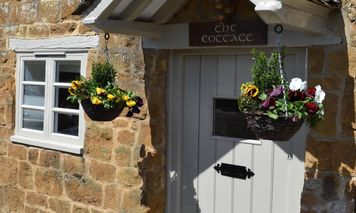 Ilmington Cottage | Ilmington 17th century Cottage