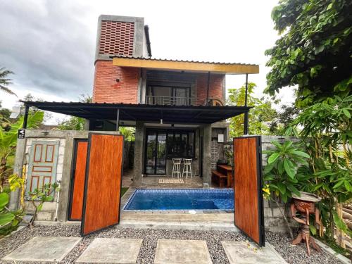 Bantul Villa | Ilona Huis