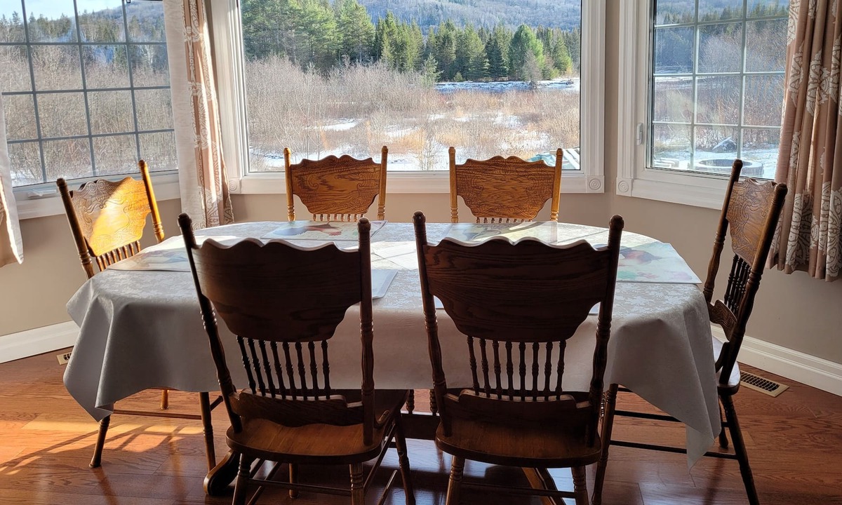 Searchmont House | Immaculate 4-Bed House