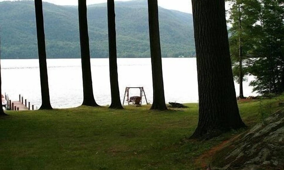 Silver Bay Cabin | Immaculate Lake George Cabin With Dock Space