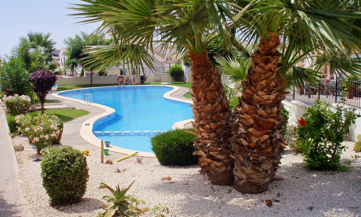 Los Dolses Villa | Immaculate Well Equipped Villa with FREE Wi-Fi and beautiful Communal Pool