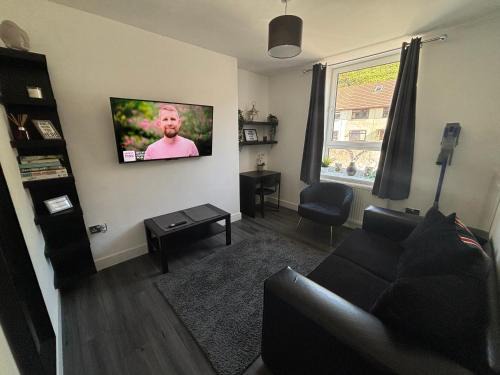 Shawforth House | Immaculate whole house Sleeps 4