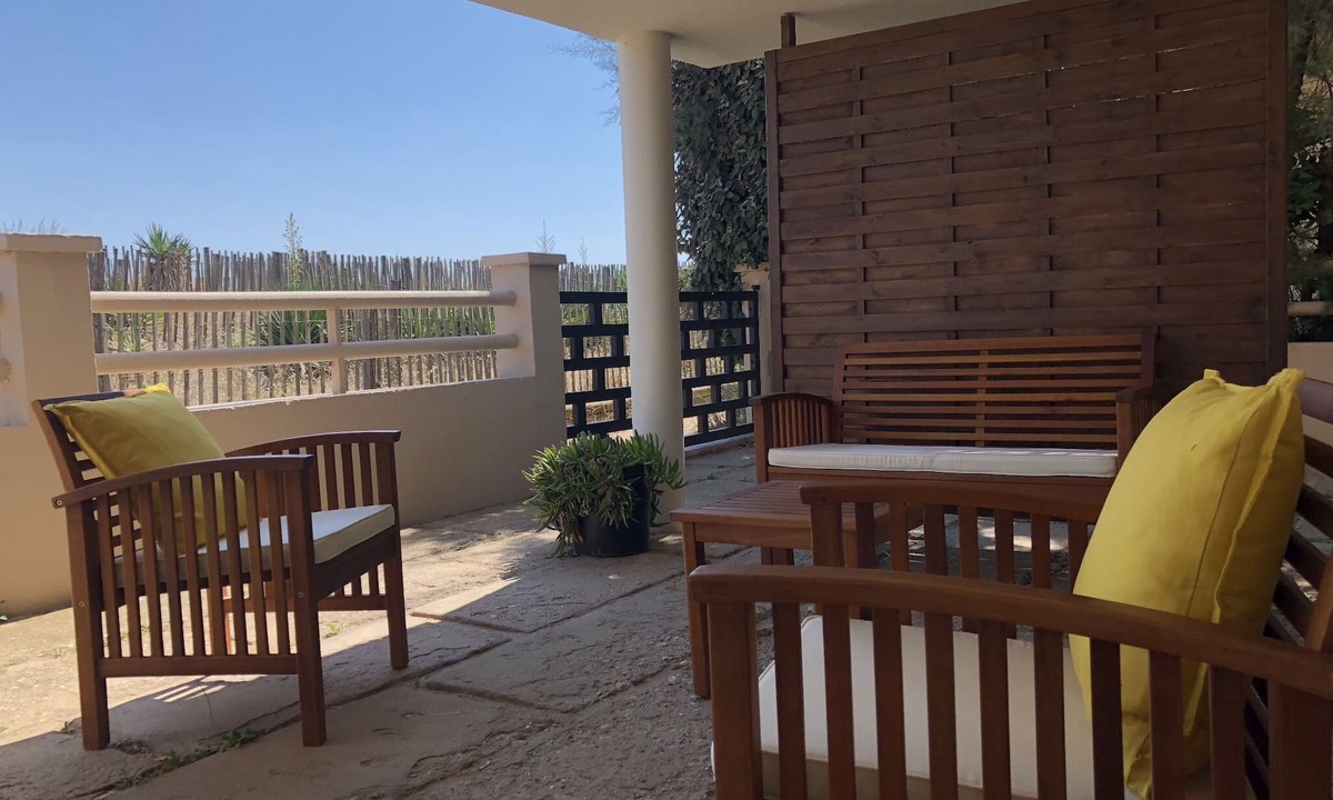 Valras-Plage House | IMMEDIATE SEASIDE studio for 2 people (up to 6 with options)