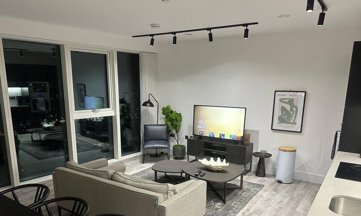 East Acton Apartment | Impeccable 1Bed Flat in West London!!