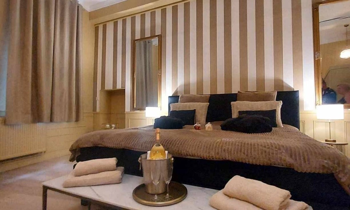 Bethune Bed & Breakfast | Imperial Suite & Spa