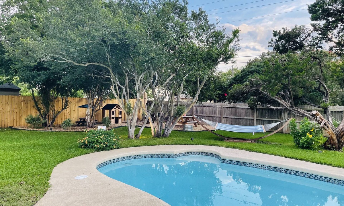Round Rock West House | In Ground Pool - Big Yard - Awesome Location!