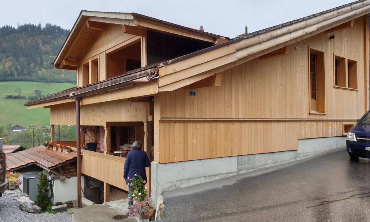 Zweisimmen House | in Grubenwald für max. 3 - 4 Pers. by Interhome